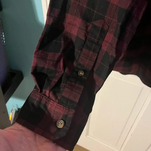 Lacoste Men's Maroon and Black Plaid Button Shirt Size Large - Picture 8 of 12